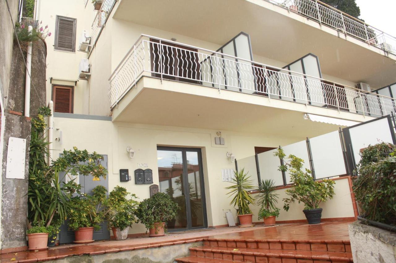 Nice Apartment In Taormina Kültér fotó
